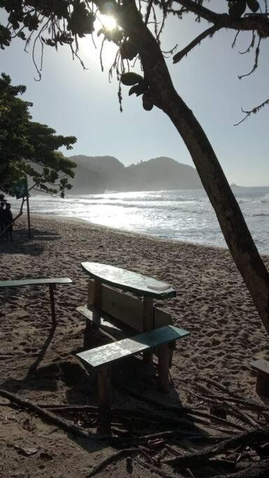 Altar Da Praia Vermelha 180° De Vista Para O Mar ウバトゥバ エクステリア 写真